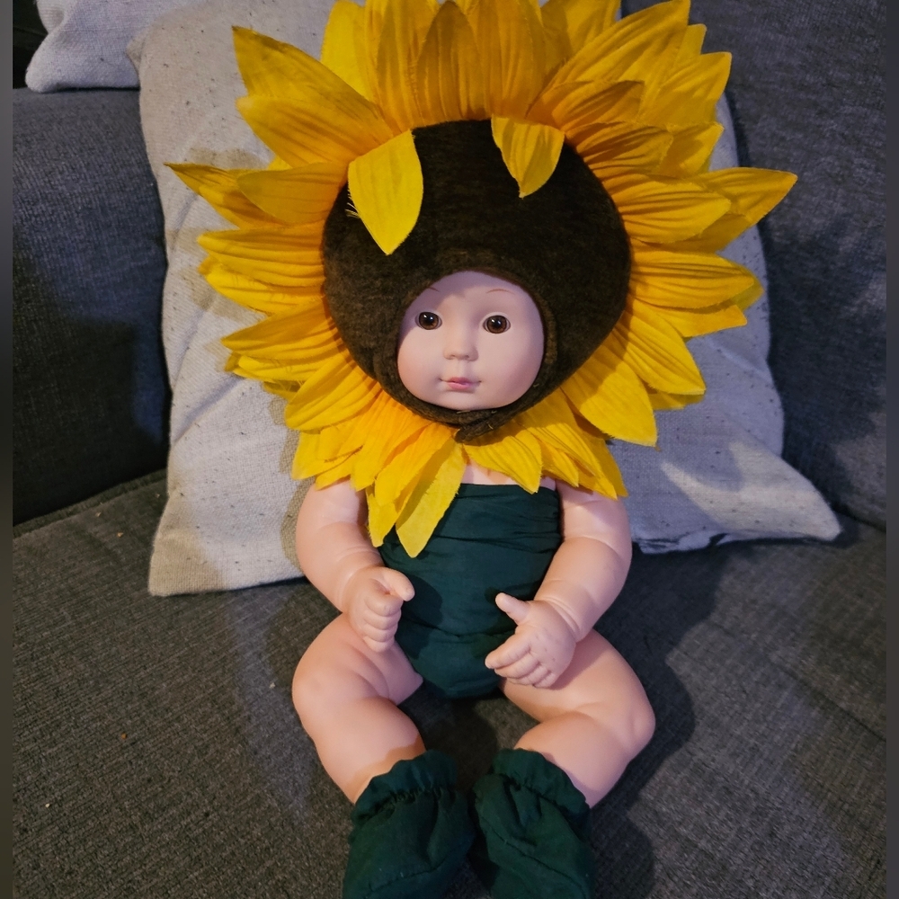 Anne Geddes Baby Sunflowers